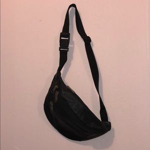Black Fanny pack